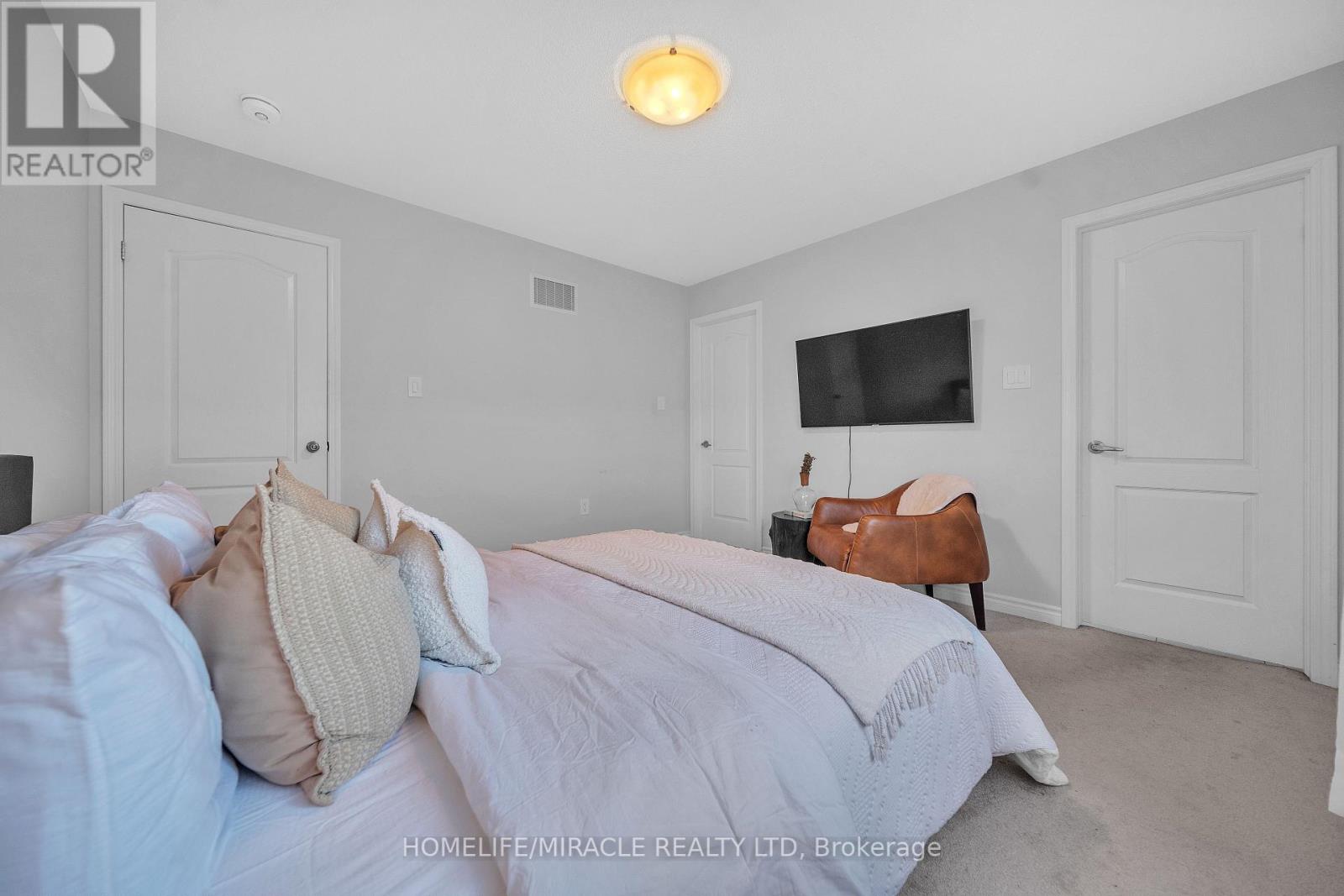 43 Baycliffe Crescent, Brampton (Northwest Brampton), Ontario  L1P 1W8 - Photo 28 - W12375949