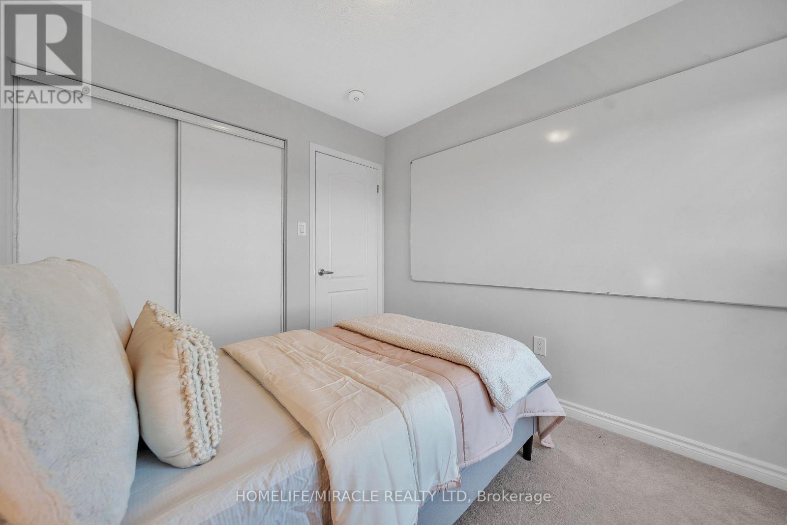 43 Baycliffe Crescent, Brampton (Northwest Brampton), Ontario  L1P 1W8 - Photo 35 - W12375949