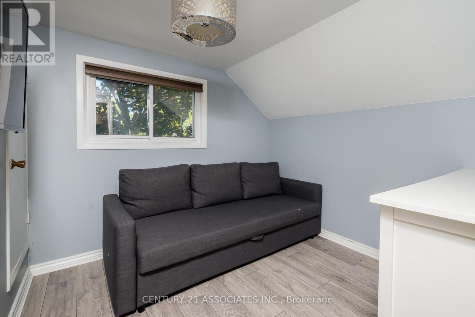 3 Clarke Street, Grimsby (Grimsby East), Ontario  L3M 1Y5 - Photo 27 - X12442841