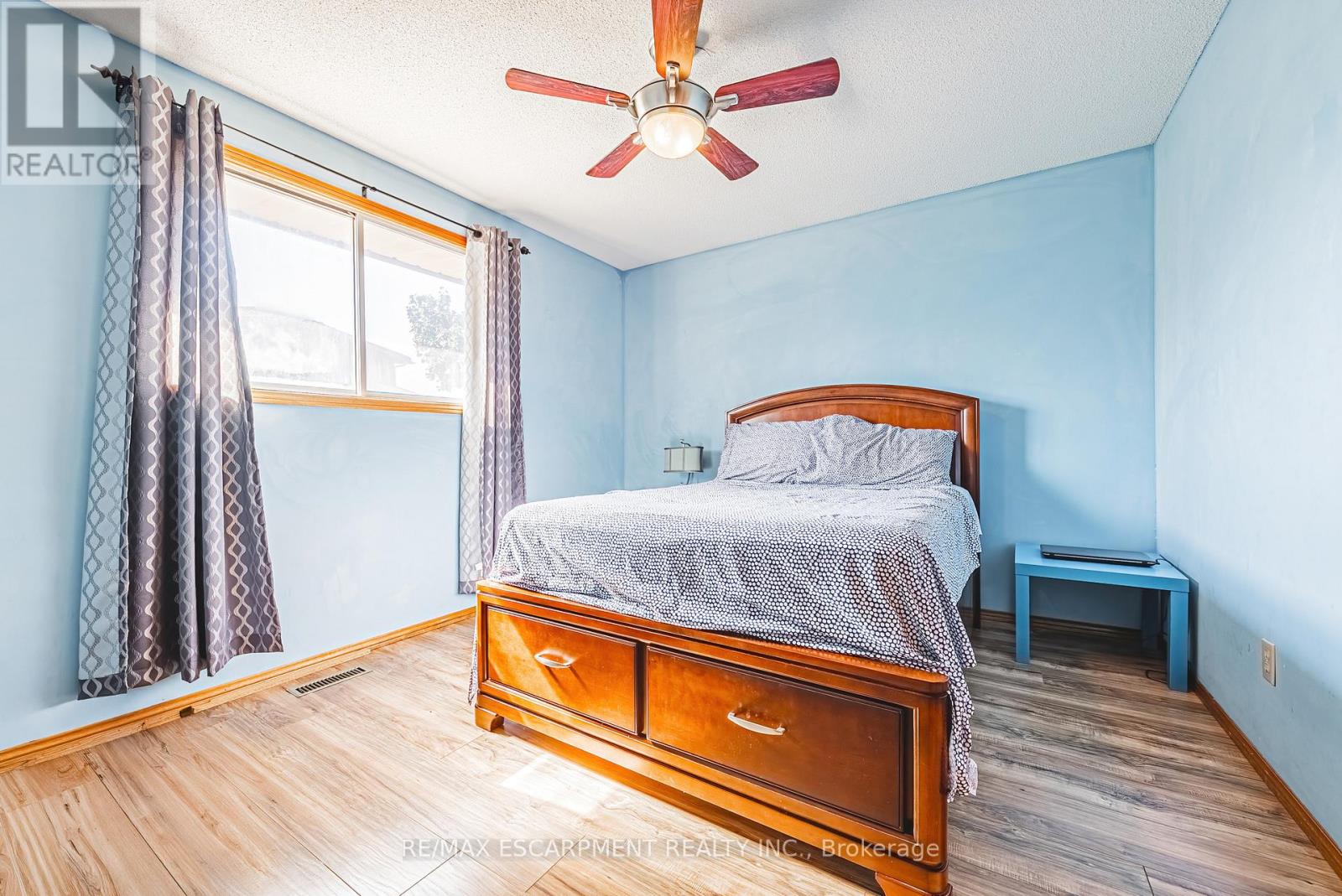 19 Glenhaven Court, Hamilton (Gilkson), Ontario  L9C 7G4 - Photo 20 - X12442890