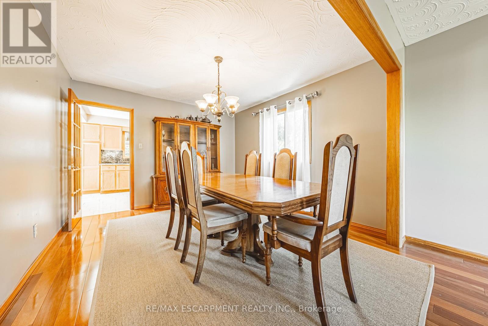 19 Glenhaven Court, Hamilton (Gilkson), Ontario  L9C 7G4 - Photo 7 - X12442890