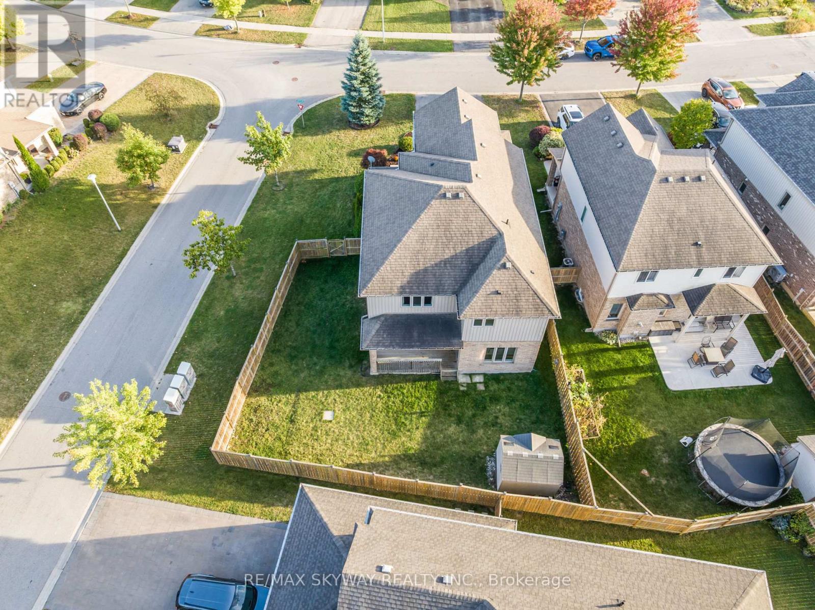 1170 Cardinal Road, London South (South U), Ontario  N6M 0C2 - Photo 39 - X12440173