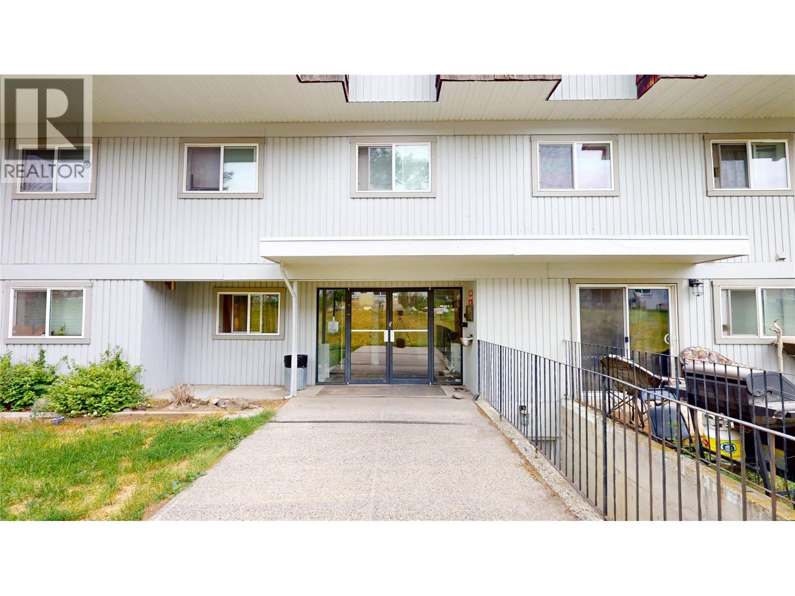 2117 2nd Street N Unit# 106, Cranbrook, British Columbia  V1C 3L4 - Photo 2 - 10364780