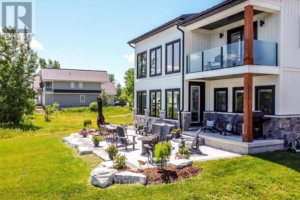 27 - 53 Dock Lane, Tay (Port Mcnicoll), Ontario  L0K 1R0 - Photo 4 - S12443177