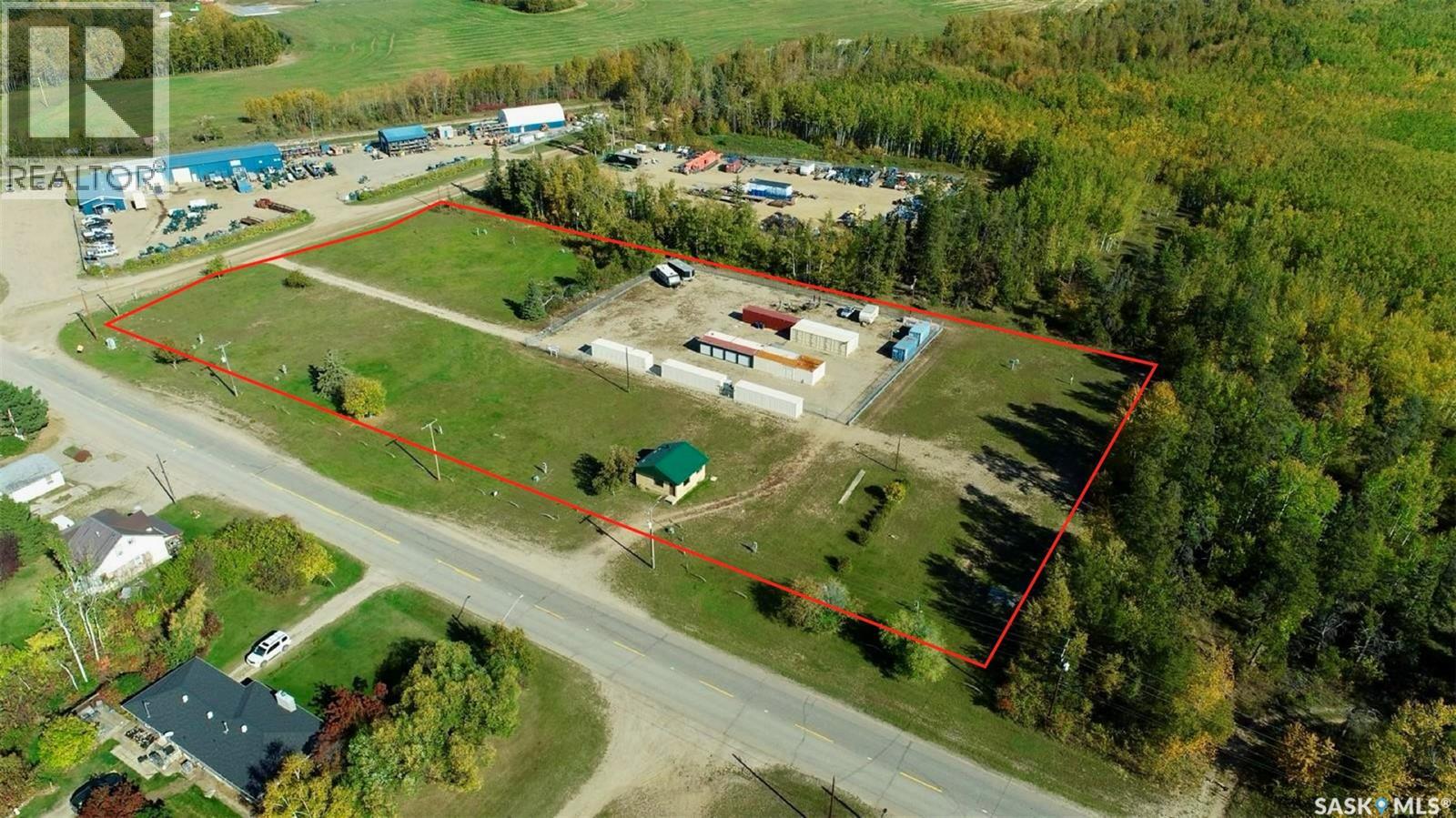Storage At Bridgeview - 101 Hwy 35 N, Nipawin, Saskatchewan  S0E 1E0 - Photo 2 - SK016050