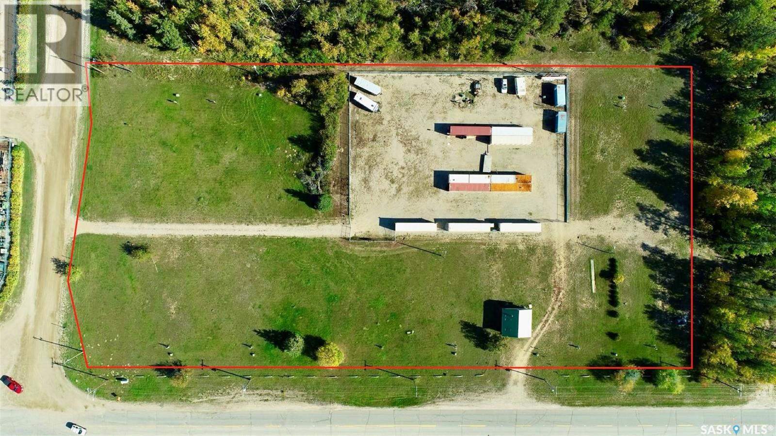 Storage At Bridgeview - 101 Hwy 35 N, Nipawin, Saskatchewan  S0E 1E0 - Photo 3 - SK016050