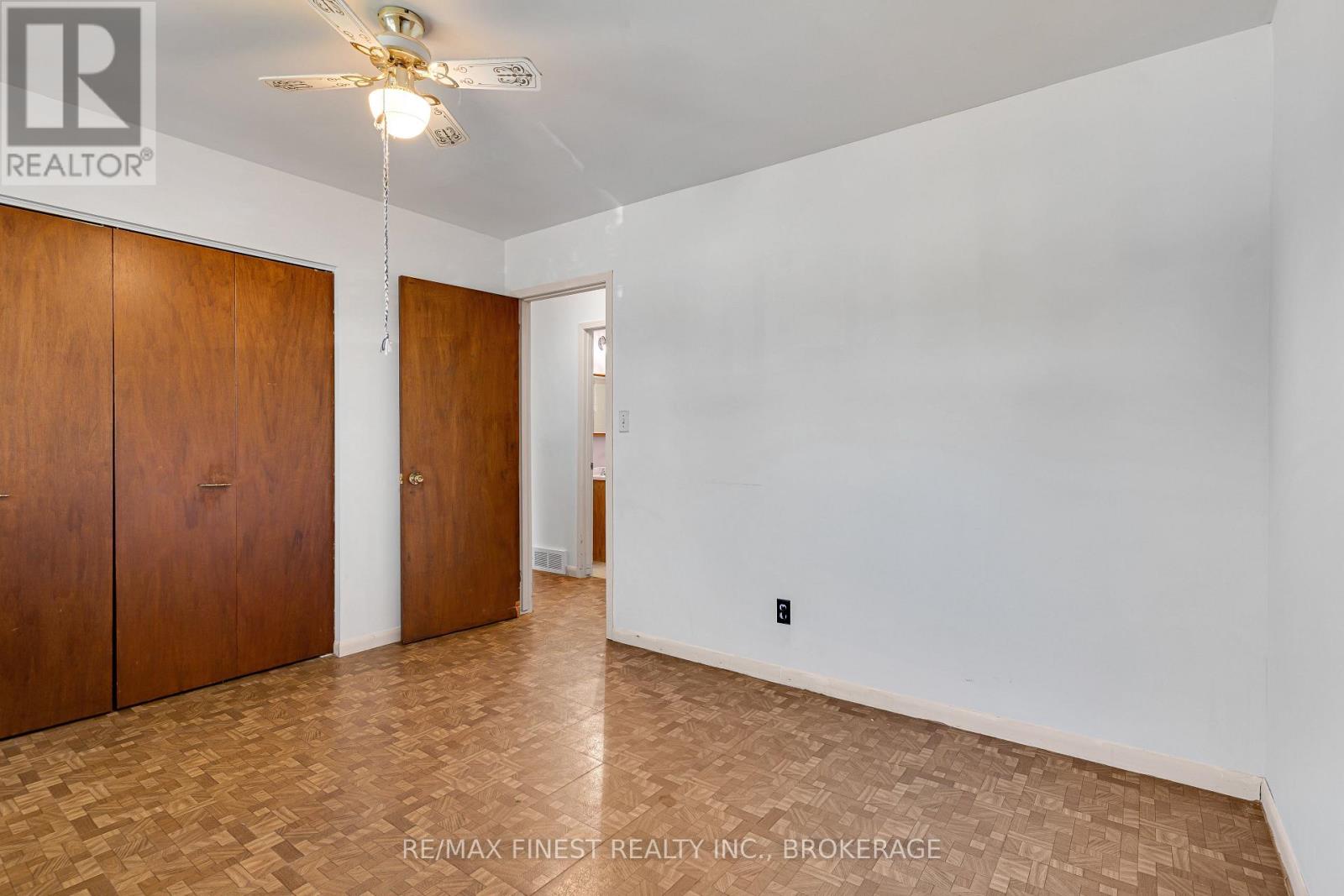 704 Aylmer Crescent, Kingston, Ontario  K7M 6L9 - Photo 17 - X12443136