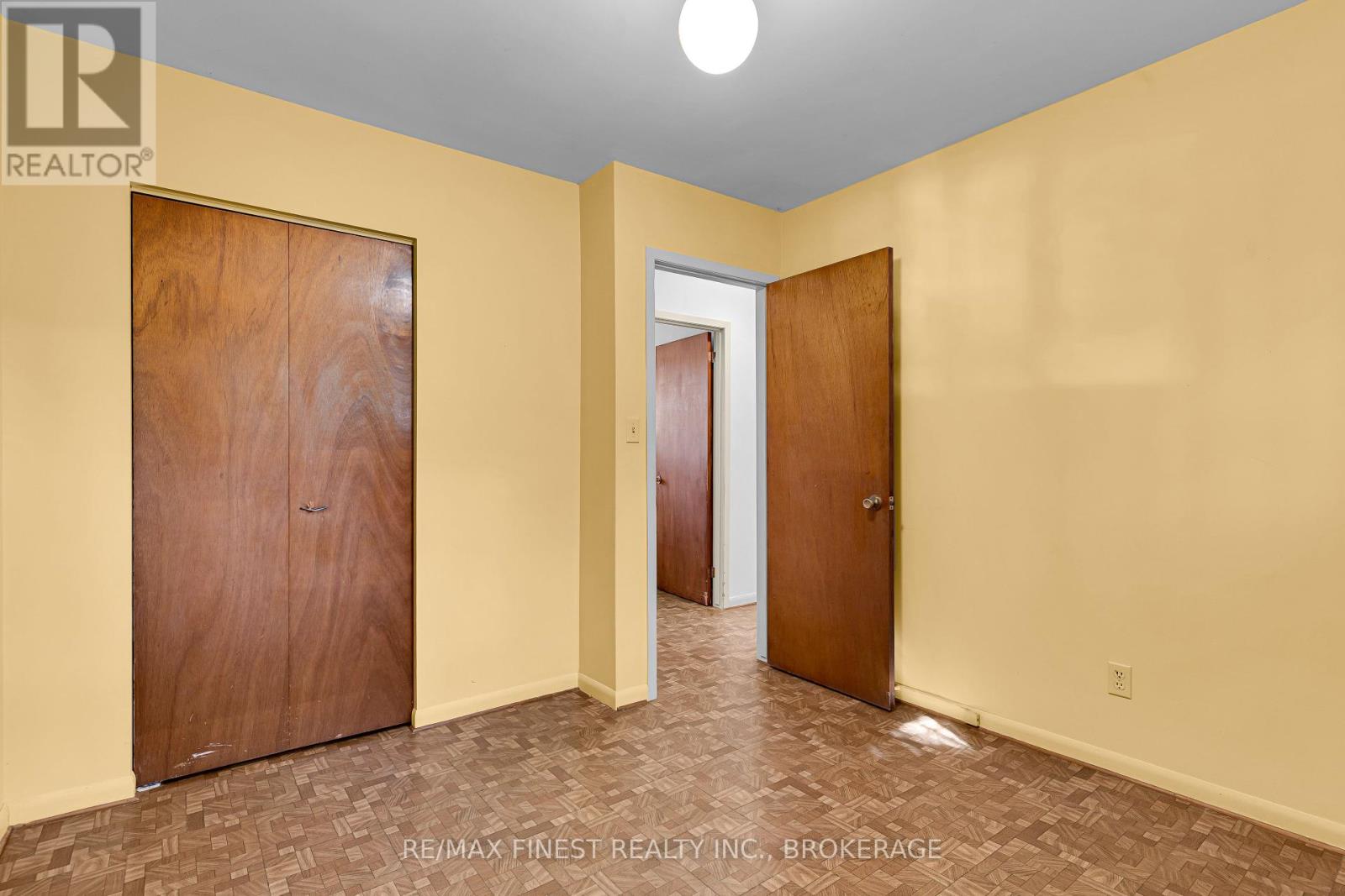 704 Aylmer Crescent, Kingston, Ontario  K7M 6L9 - Photo 19 - X12443136
