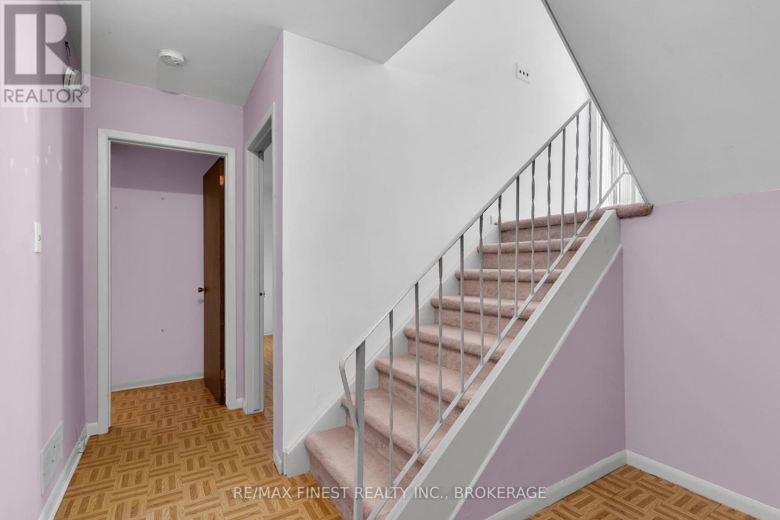 704 Aylmer Crescent, Kingston, Ontario  K7M 6L9 - Photo 20 - X12443136