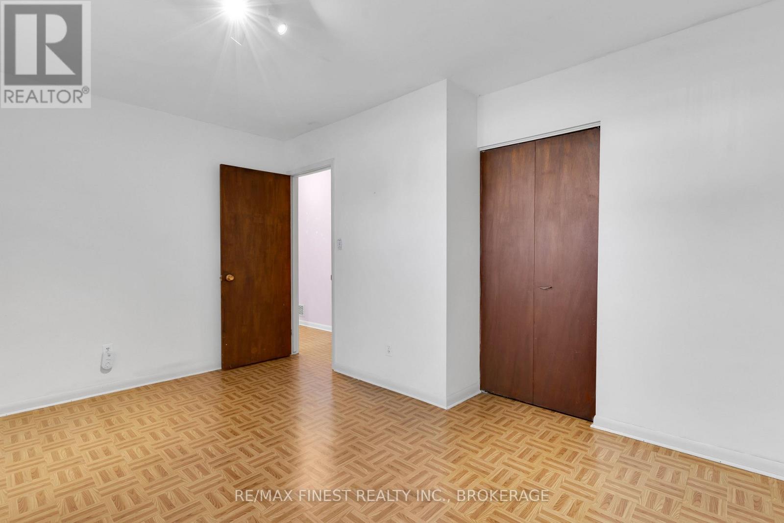 704 Aylmer Crescent, Kingston, Ontario  K7M 6L9 - Photo 22 - X12443136