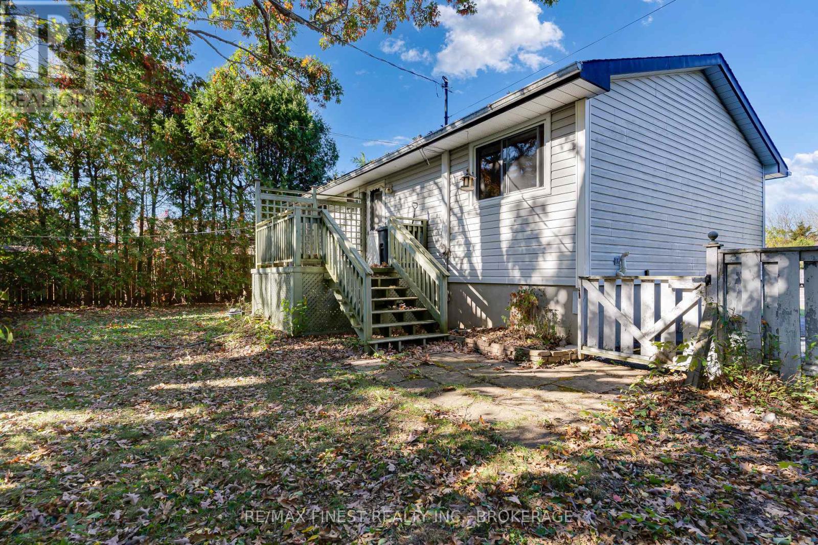 704 Aylmer Crescent, Kingston, Ontario  K7M 6L9 - Photo 31 - X12443136