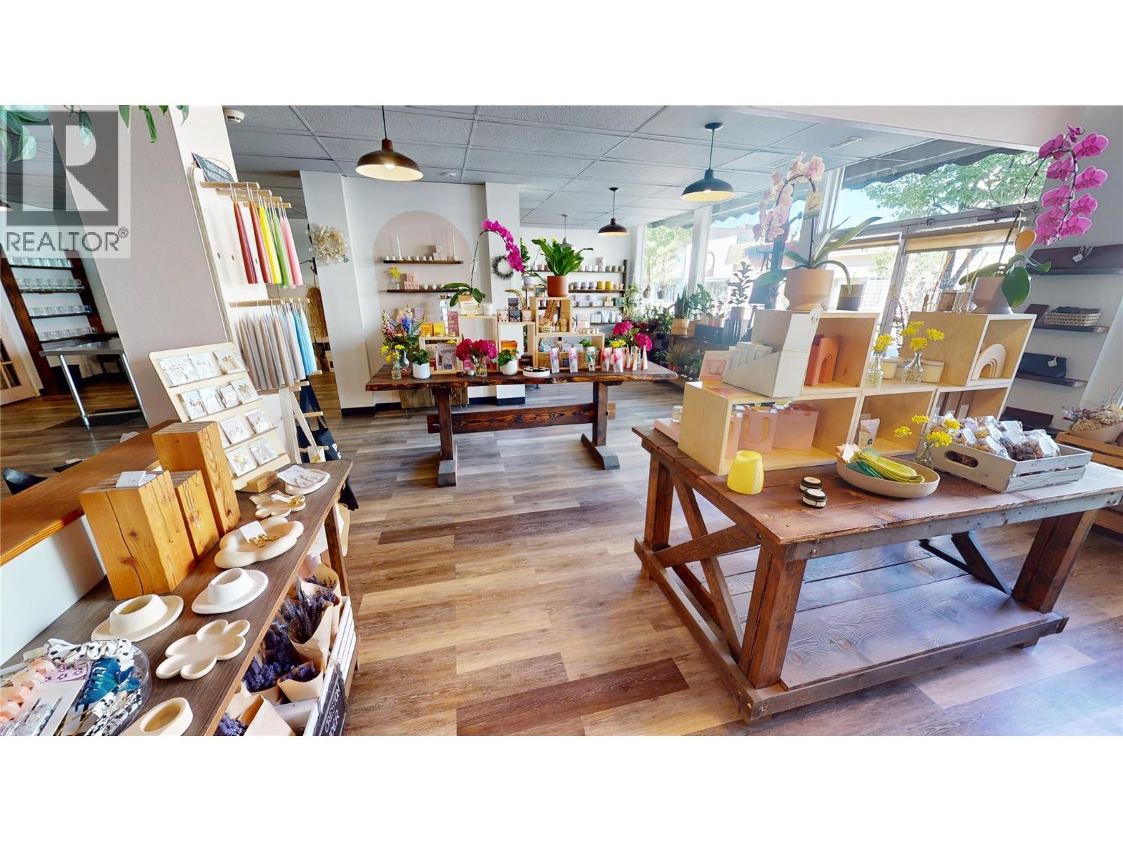 24 10th Avenue S, Cranbrook, British Columbia  V1C 2M8 - Photo 11 - 10364898