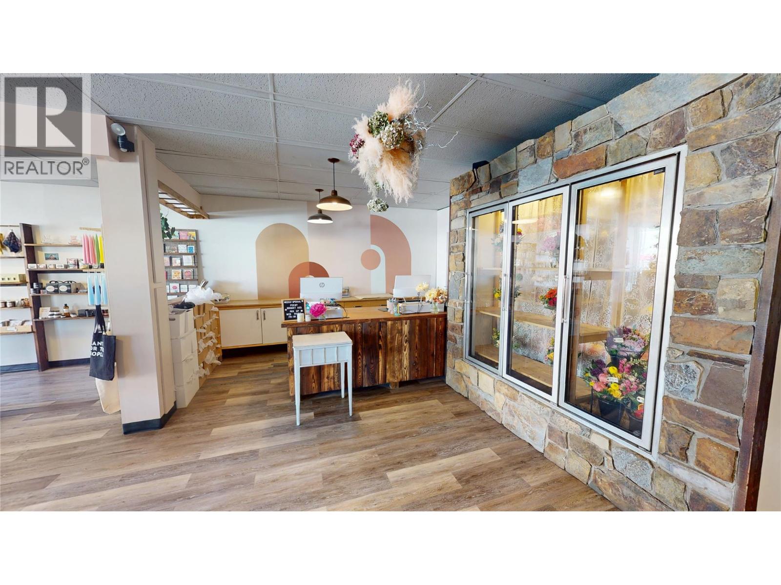 24 10th Avenue S, Cranbrook, British Columbia  V1C 2M8 - Photo 16 - 10364898