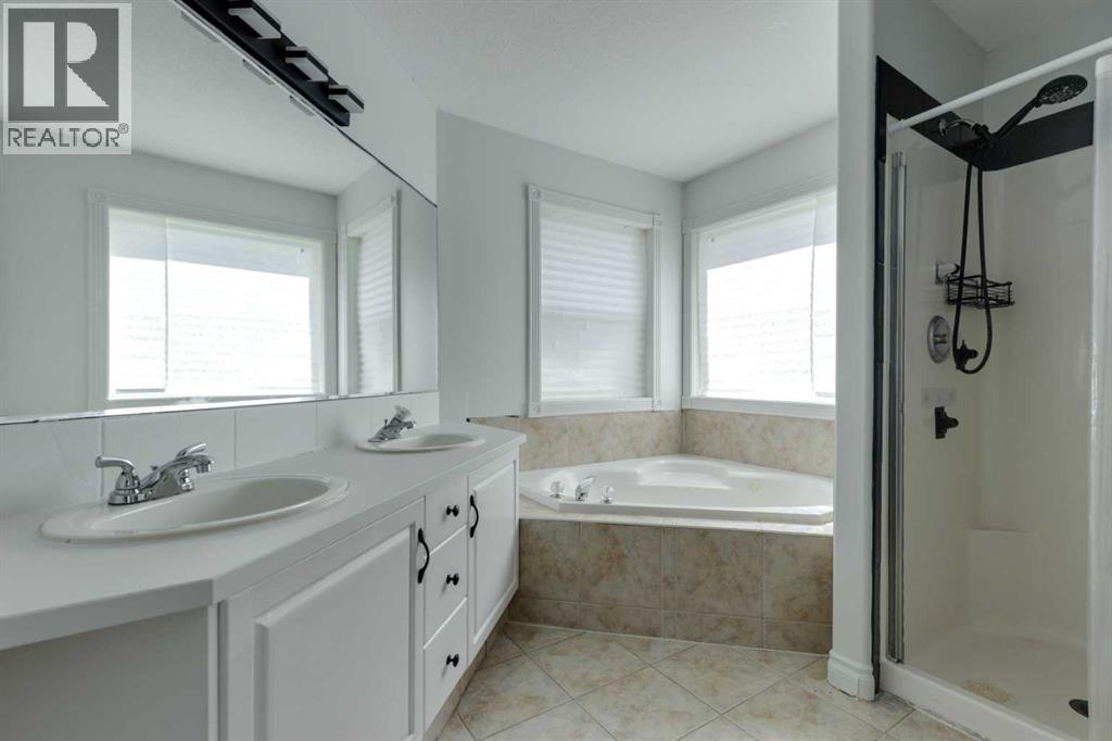 1374 Strathcona Drive Sw, Calgary, Alberta  T3H 4M1 - Photo 22 - A2256397