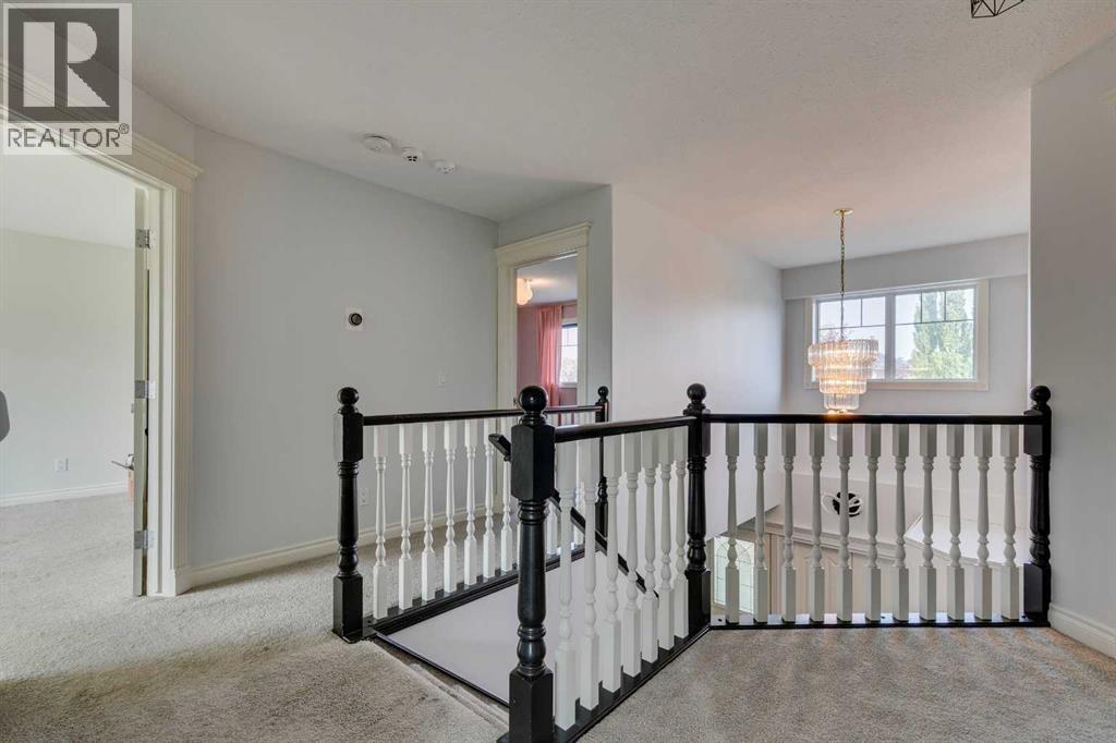 1374 Strathcona Drive Sw, Calgary, Alberta  T3H 4M1 - Photo 23 - A2256397