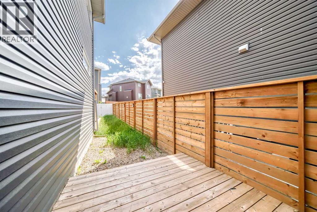39 Evansglen Link Nw, Calgary, Alberta  T3P 0X9 - Photo 6 - A2261452