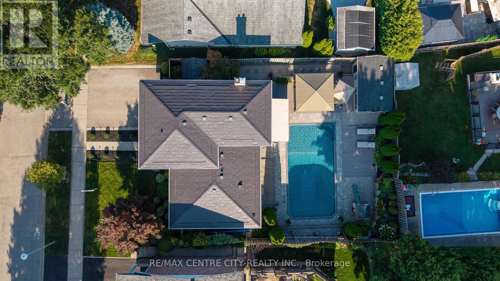 144 Springfield Crescent, London South (South B), Ontario  N6K 2T6 - Photo 43 - X12443198