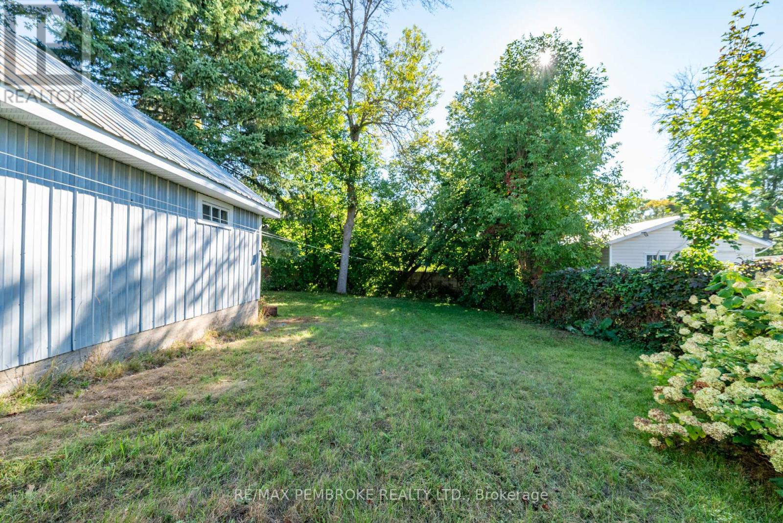 459 Draper Street, Pembroke, Ontario  K8A 4X3 - Photo 28 - X12407950