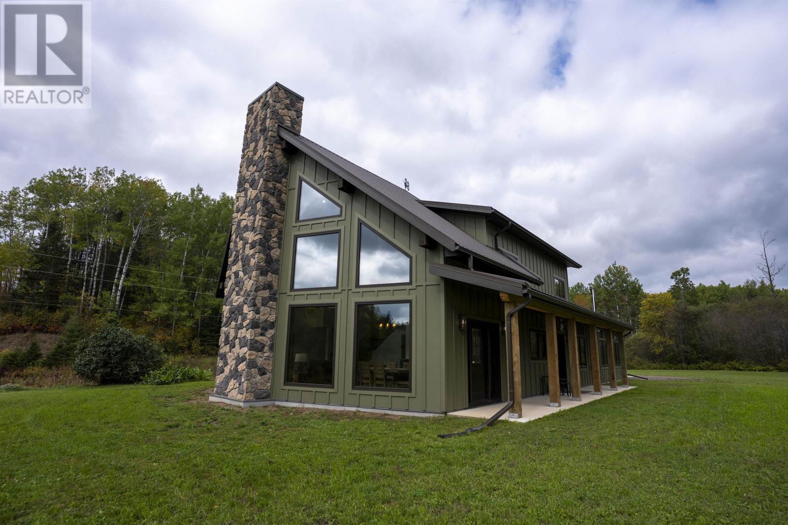 331 Smith Road, Kakabeka Falls, Ontario  P0T 1W0 - Photo 3 - TB253112