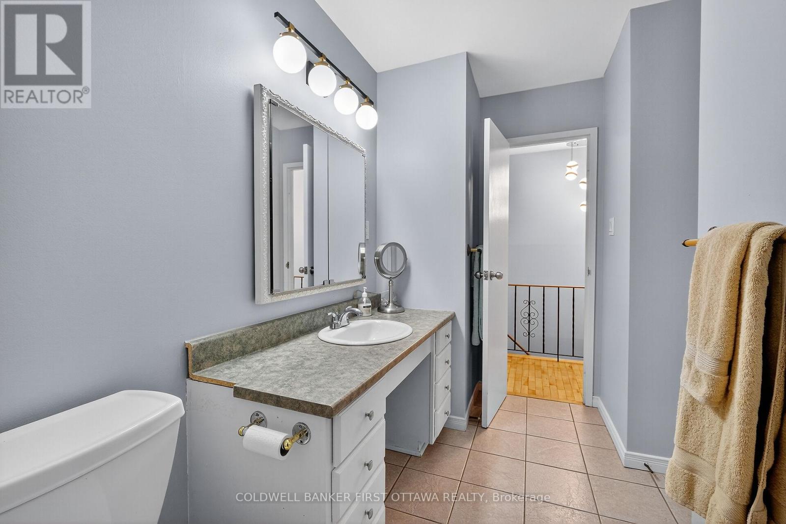 6 Pennington Lane, Ottawa, Ontario  K1B 4X7 - Photo 22 - X12443132
