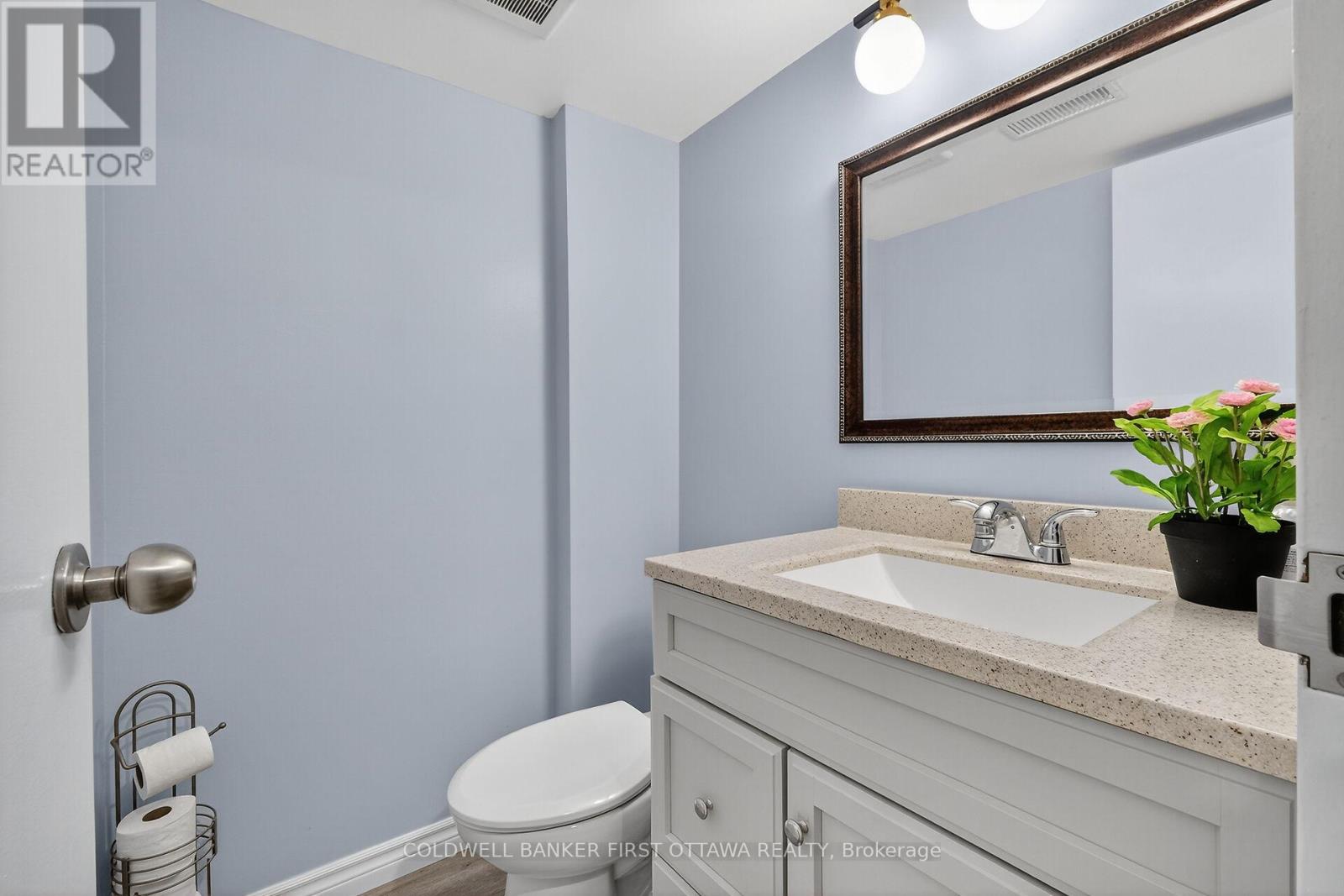 6 Pennington Lane, Ottawa, Ontario  K1B 4X7 - Photo 31 - X12443132