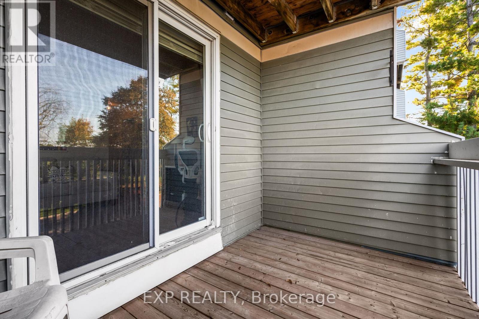 309 - 214 Viewmount Drive, Ottawa, Ontario  K2E 7X3 - Photo 14 - X12443179