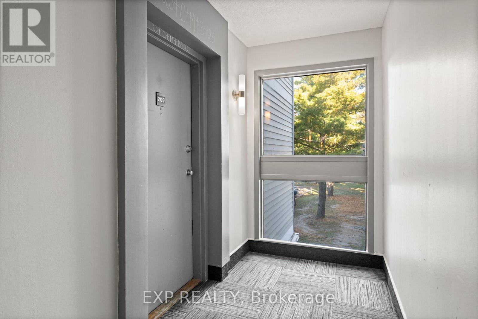 309 - 214 Viewmount Drive, Ottawa, Ontario  K2E 7X3 - Photo 15 - X12443179