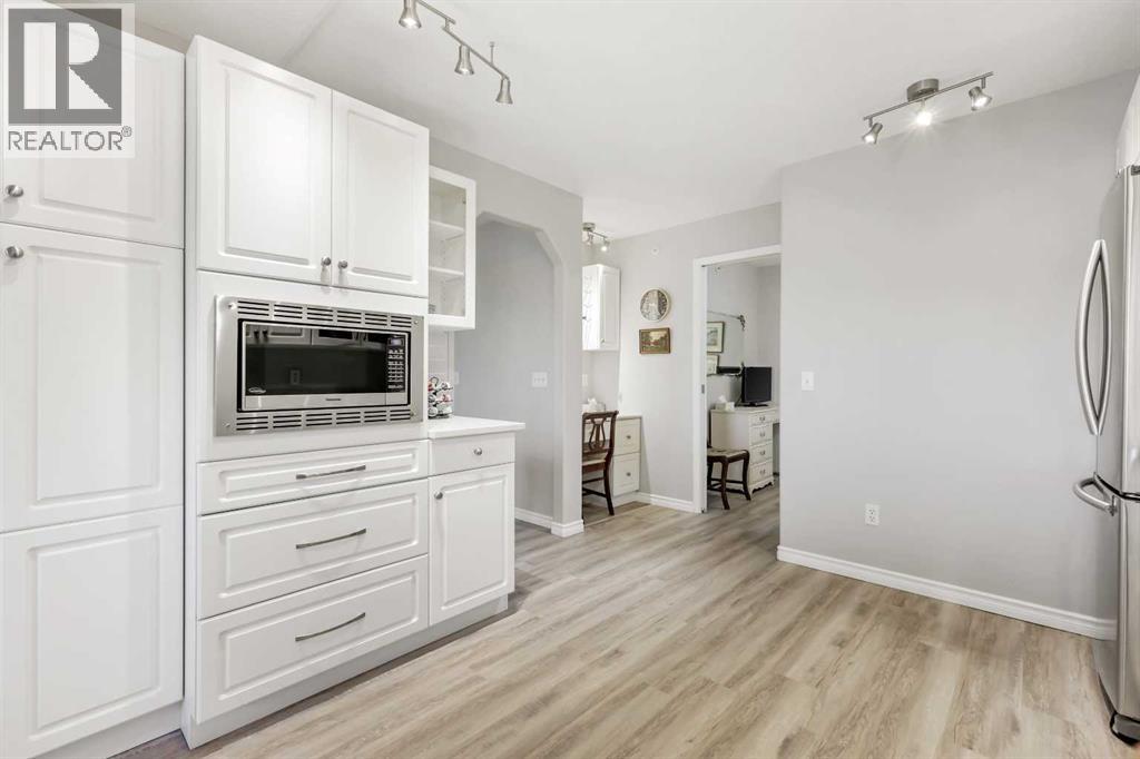 404, 7239 Sierra Morena Boulevard Sw, Calgary, Alberta  T3H 3L7 - Photo 16 - A2261782