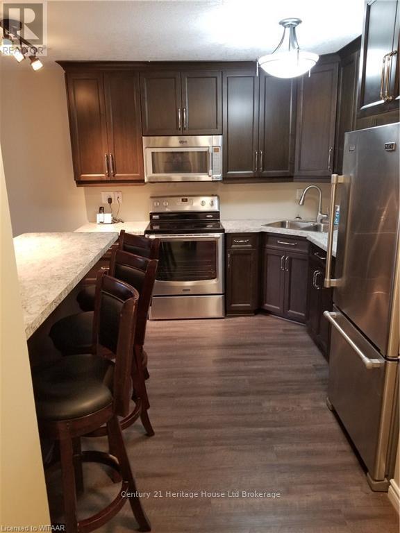 21 - 56 Hiawatha Road, Woodstock, Ontario  N4T 1P2 - Photo 1 - X12443154