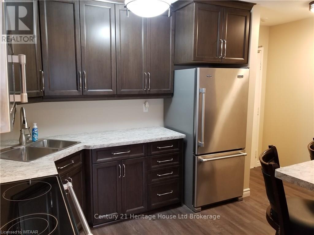 21 - 56 Hiawatha Road, Woodstock, Ontario  N4T 1P2 - Photo 7 - X12443154