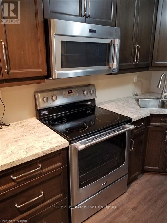 21 - 56 Hiawatha Road, Woodstock, Ontario  N4T 1P2 - Photo 9 - X12443154
