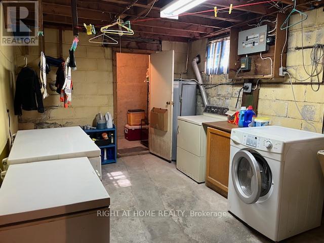 182 Flora Drive E, Toronto (Dorset Park), Ontario  M1P 1A9 - Photo 10 - E12401371