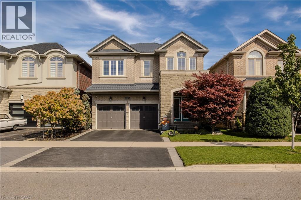 3295 HOPKINS Drive, Burlington, Ontario