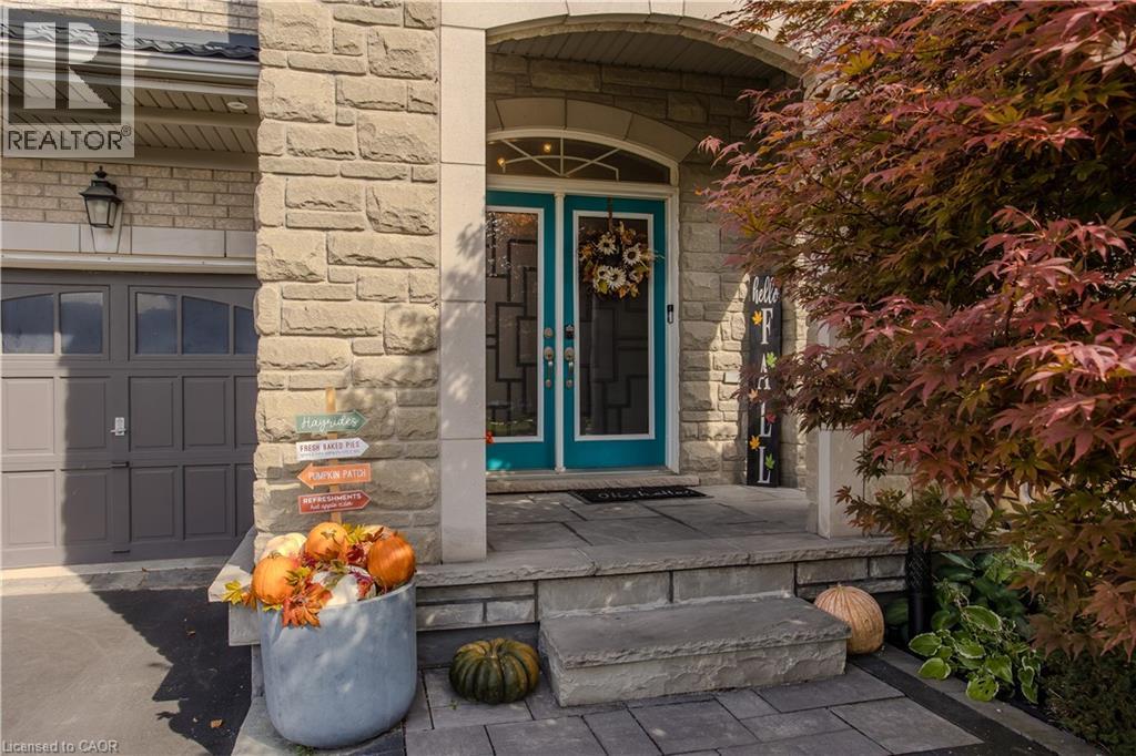 3295 Hopkins Drive, Burlington, Ontario  L7M 0M8 - Photo 3 - 40775593