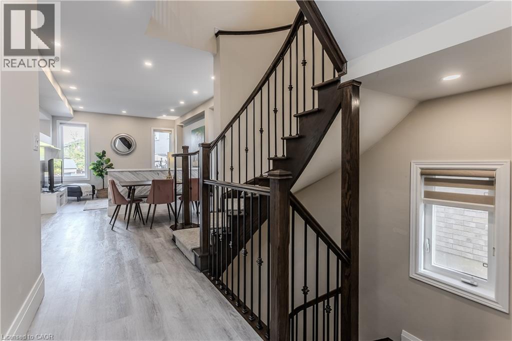 3295 Hopkins Drive, Burlington, Ontario  L7M 0M8 - Photo 7 - 40775593