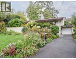 1676 St. Francis Wood Rockland