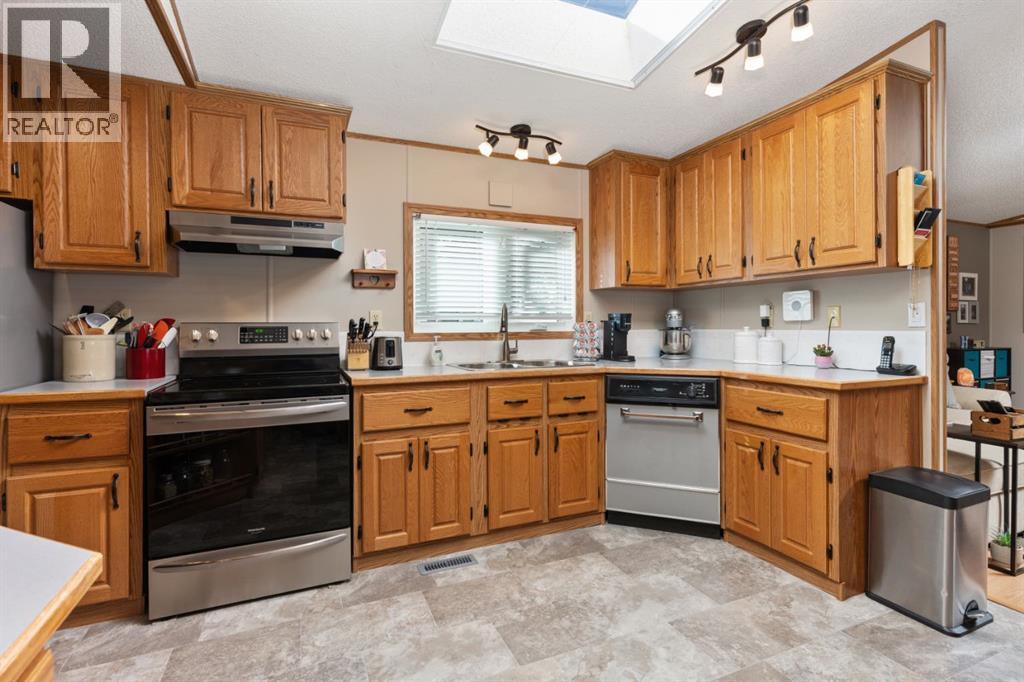 5005 57 Street, Daysland, Alberta  T0B 1A0 - Photo 9 - A2261516