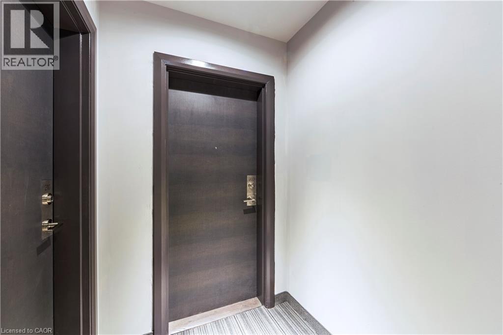 2393 Bronte Road Unit# 203, Oakville, Ontario  L6M 1P5 - Photo 3 - 40773986
