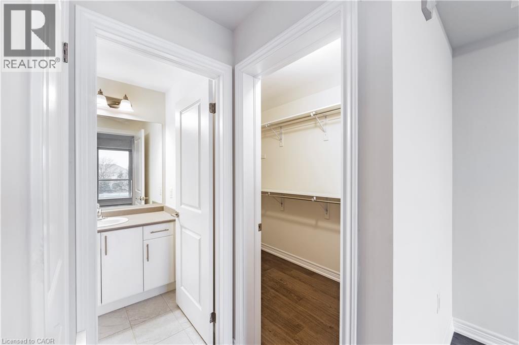 2393 Bronte Road Unit# 203, Oakville, Ontario  L6M 1P5 - Photo 12 - 40773986