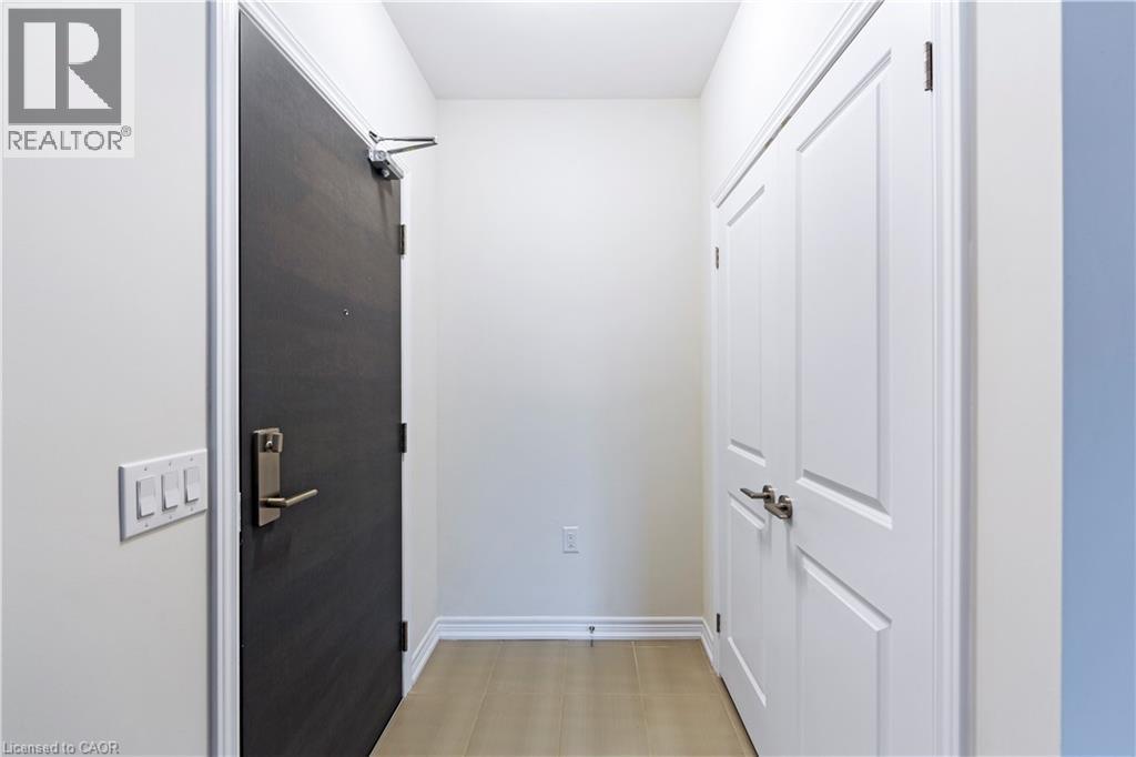 2393 Bronte Road Unit# 203, Oakville, Ontario  L6M 1P5 - Photo 4 - 40773986