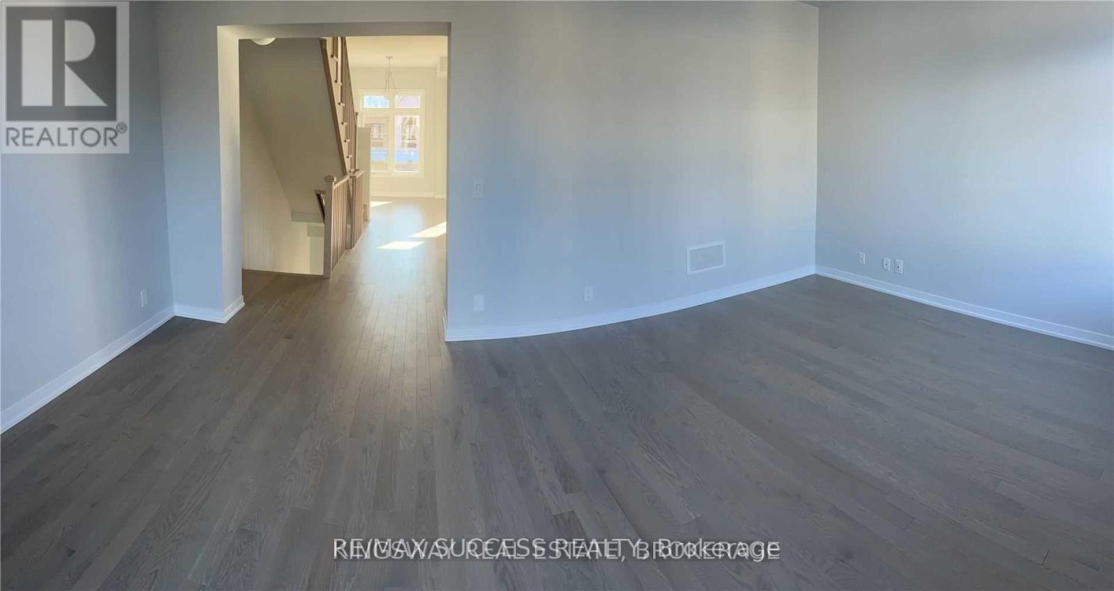 6 Percy Rye Avenue, Markham, Ontario  L6C 3K1 - Photo 12 - N12442663