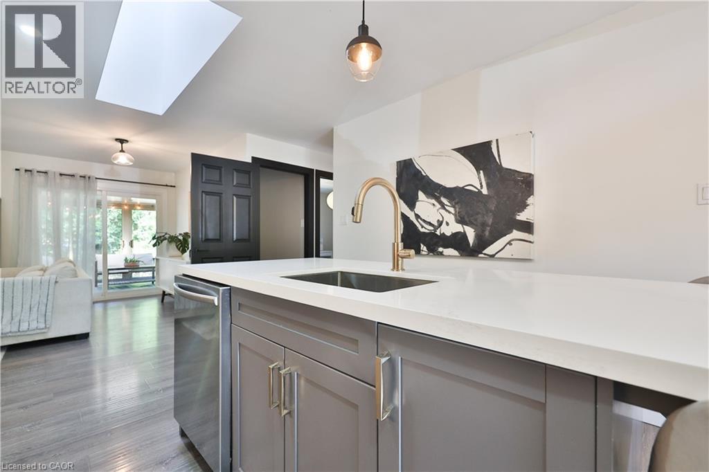 1131 Carol Street, Burlington, Ontario  L7S 1Z9 - Photo 13 - 40775668