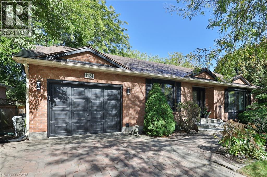 1131 Carol Street, Burlington, Ontario  L7S 1Z9 - Photo 2 - 40775668