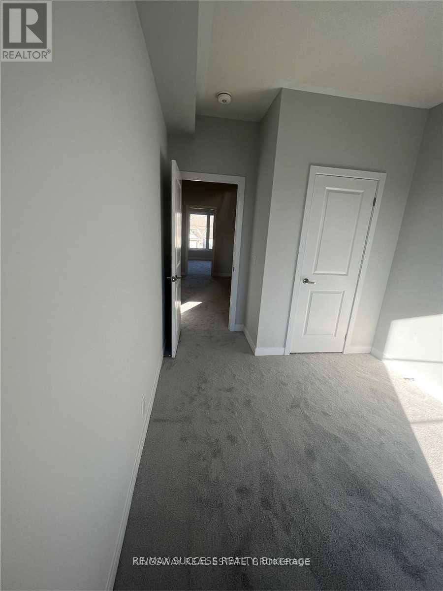 6 Percy Rye Avenue, Markham, Ontario  L6C 3K1 - Photo 30 - N12442663