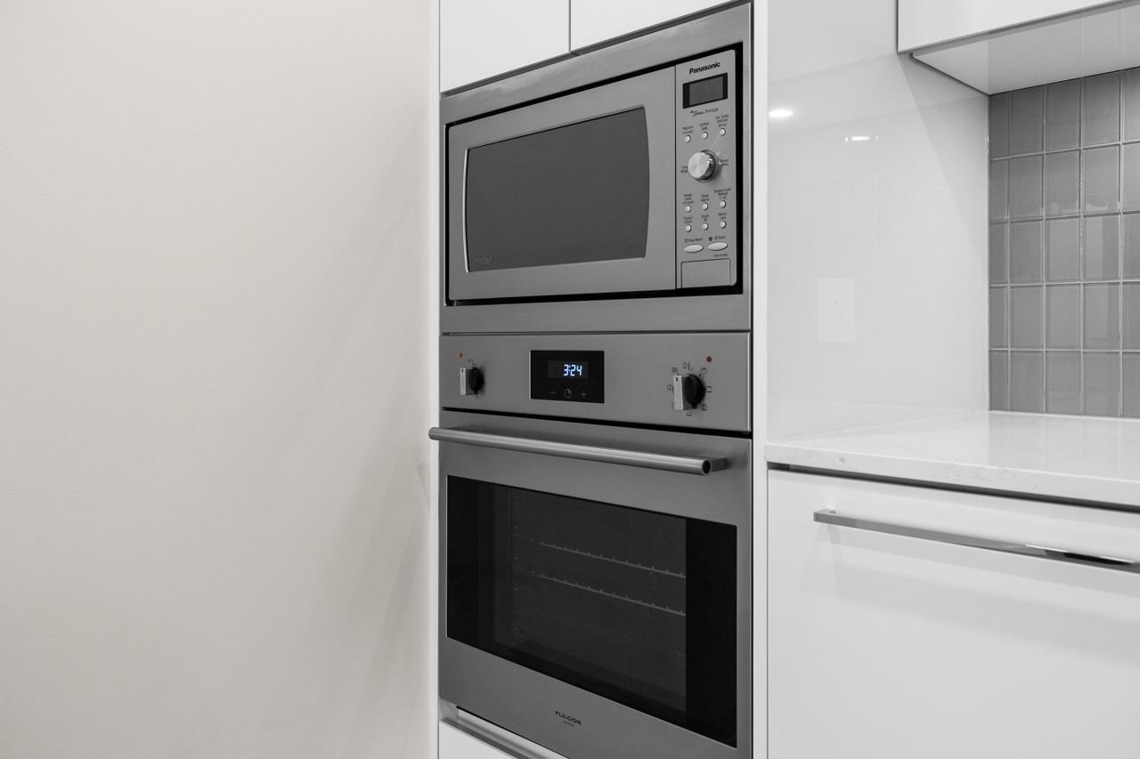 1901 10428 Whalley Boulevard, Surrey, British Columbia  V3T 1W6 - Photo 11 - R3048419