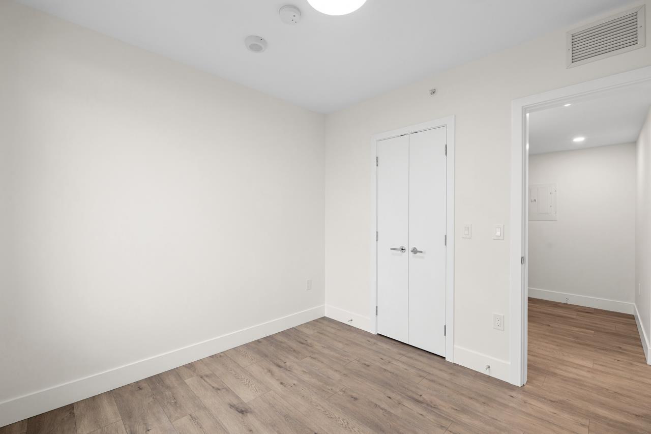 1901 10428 Whalley Boulevard, Surrey, British Columbia  V3T 1W6 - Photo 15 - R3048419