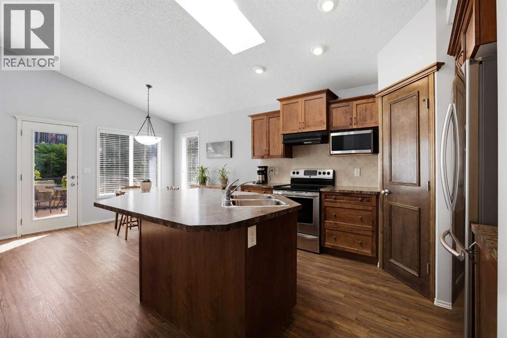 703 Tuscany Drive Nw, Calgary, Alberta  T3L 3A7 - Photo 17 - A2257755
