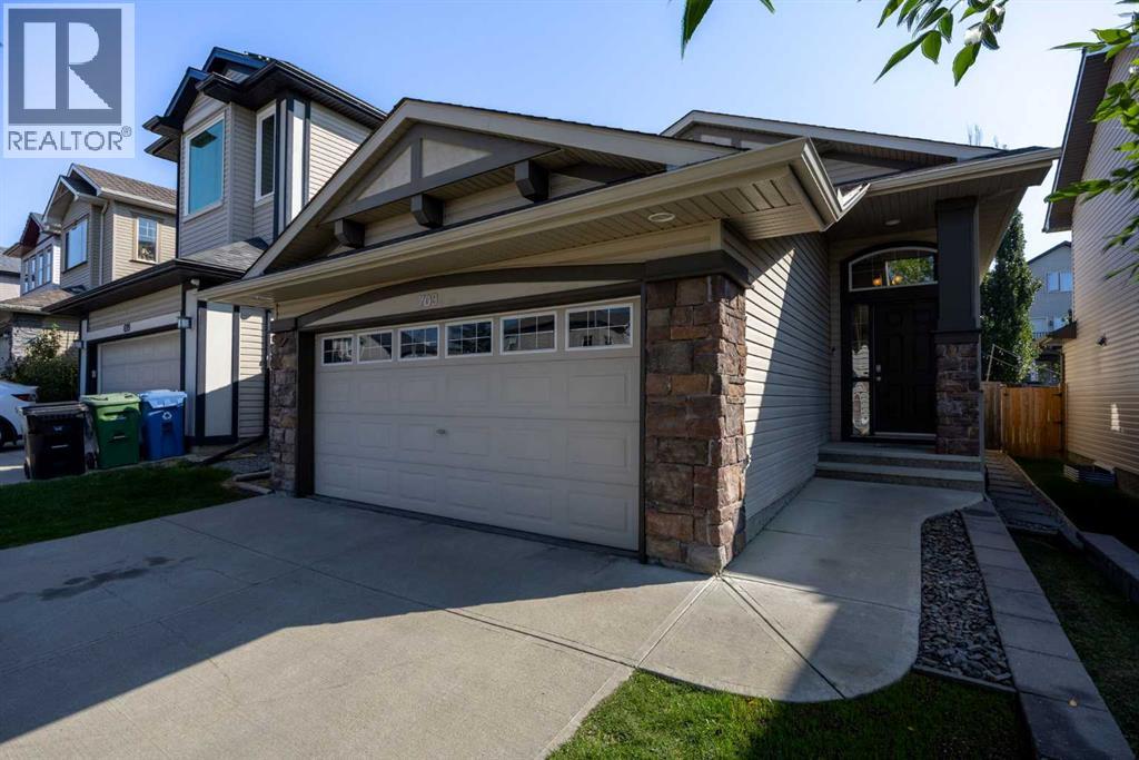 703 Tuscany Drive Nw, Calgary, Alberta  T3L 3A7 - Photo 3 - A2257755