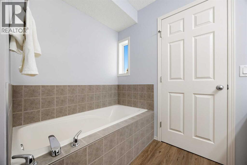 703 Tuscany Drive Nw, Calgary, Alberta  T3L 3A7 - Photo 15 - A2257755