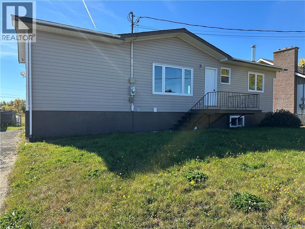 9 François Street, Charlo, New Brunswick  E8E 2J8 - Photo 2 - NB127924